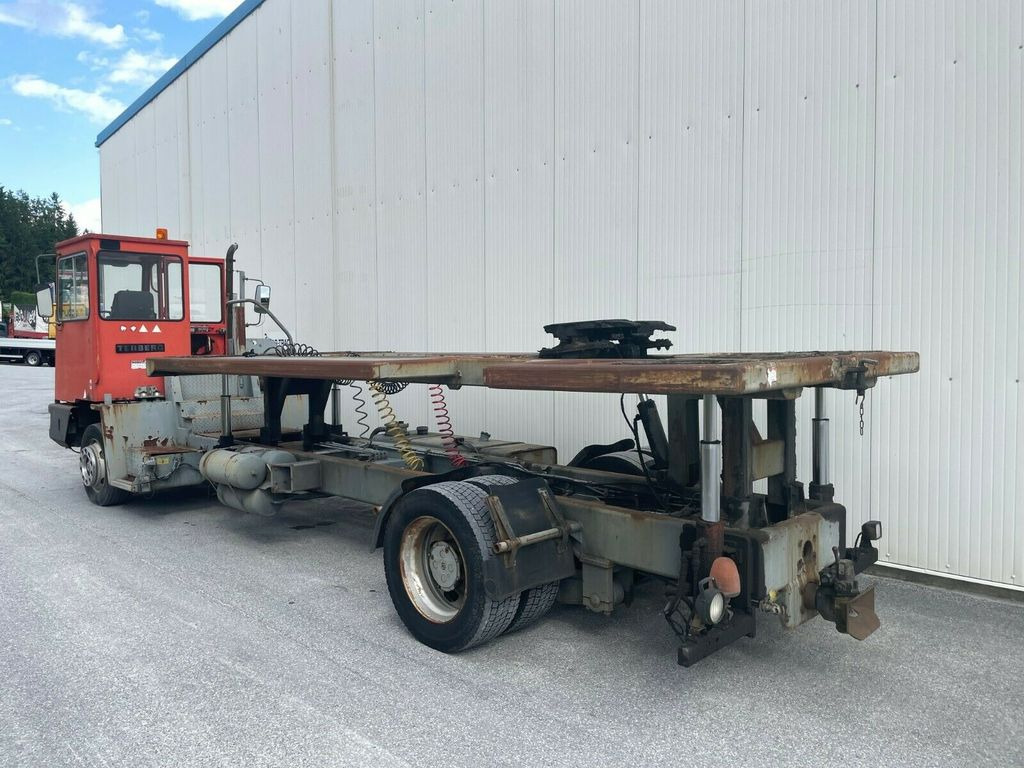 Terberg YT17 Mafi Wiesel Wechsler Terberg YT17 Mafi Wiesel Wechsler - Containerbil/ Växelflak lastbil: bild 3 Terberg YT17 Mafi Wiesel Wechsler Terberg YT17 Mafi Wiesel Wechsler - Containerbil/ Växelflak lastbil: bild 3