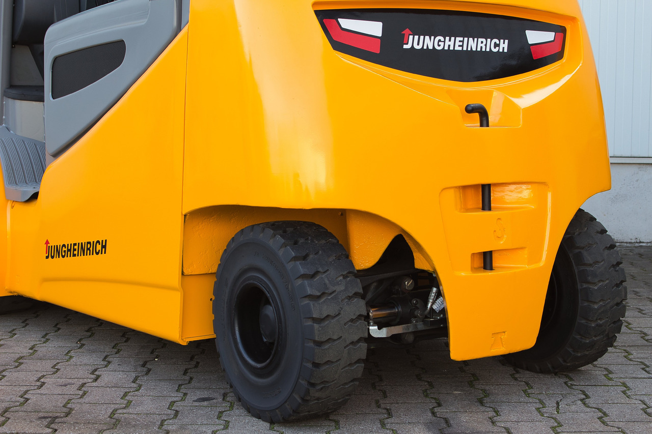 JUNGHEINRICH EFG545 - Triplex - 100% Kapazität - Bj. 2022 - 4,5t - Eltruck: bild 5 JUNGHEINRICH EFG545 - Triplex - 100% Kapazität - Bj. 2022 - 4,5t - Eltruck: bild 5