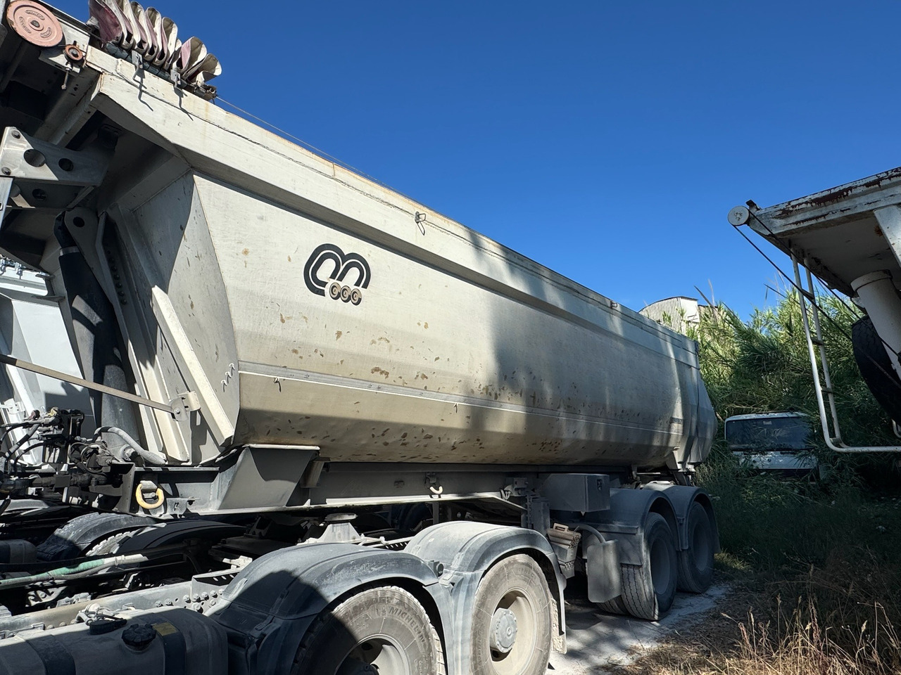 MENCI Semirimorchio Ribaltabile Mezzo d'opera - Tippbil semitrailer: bild 3 MENCI Semirimorchio Ribaltabile Mezzo d'opera - Tippbil semitrailer: bild 3