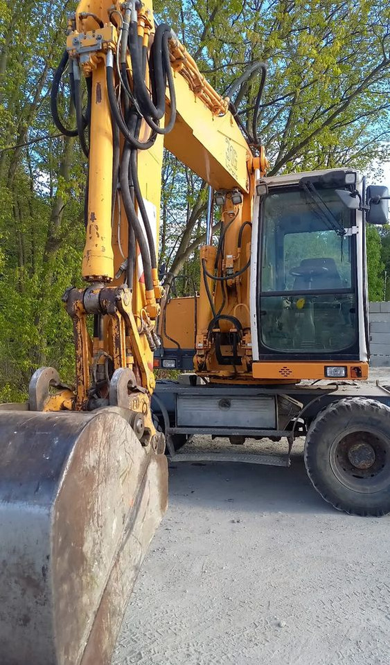 Liebherr A316 - Grävmaskin på däck: bild 2 Liebherr A316 - Grävmaskin på däck: bild 2