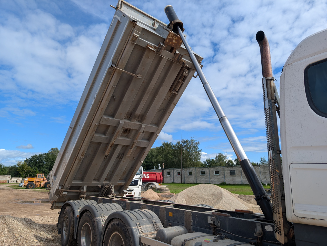 Tippbil lastbil SCANIA R480: bild 6