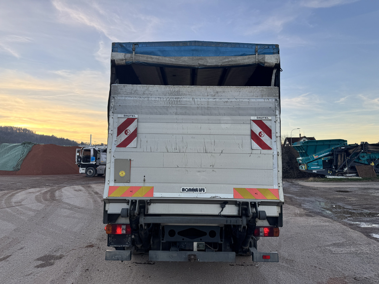 MERCEDES-BENZ Atego 818 - Kapellbil: bild 4 MERCEDES-BENZ Atego 818 - Kapellbil: bild 4