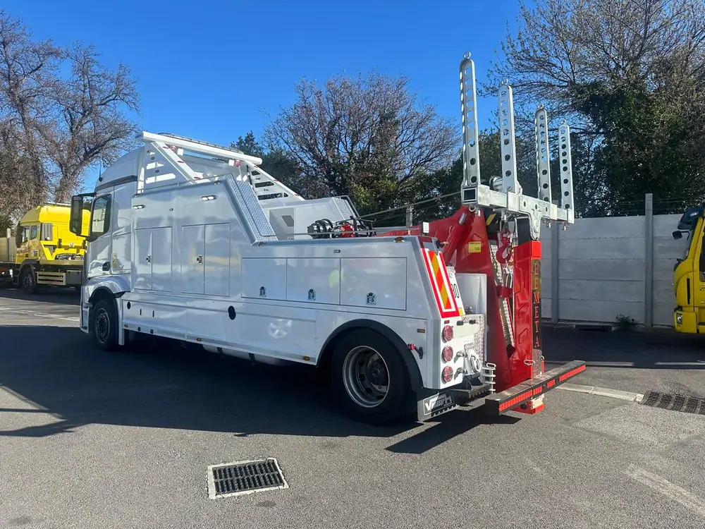 Mercedes-Benz Actros 1943 *NOUVELLE SUPERTRUCTURE GRS 20000 VEMASUR*FULL AIR - Bärgningsbil: bild 4 Mercedes-Benz Actros 1943 *NOUVELLE SUPERTRUCTURE GRS 20000 VEMASUR*FULL AIR - Bärgningsbil: bild 4