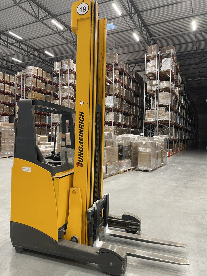 JUNGHEINRICH ETV214 - Skjutstativtruck: bild 1 JUNGHEINRICH ETV214 - Skjutstativtruck: bild 1