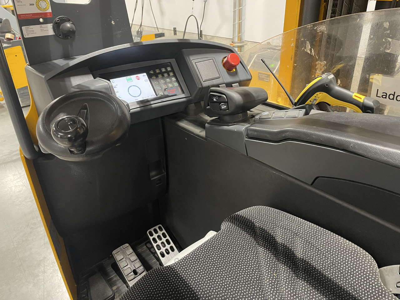 JUNGHEINRICH ETV214 - Skjutstativtruck: bild 4 JUNGHEINRICH ETV214 - Skjutstativtruck: bild 4