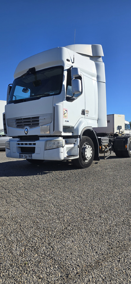 RENAULT PRENIUM - Dragbil: bild 1 RENAULT PRENIUM - Dragbil: bild 1