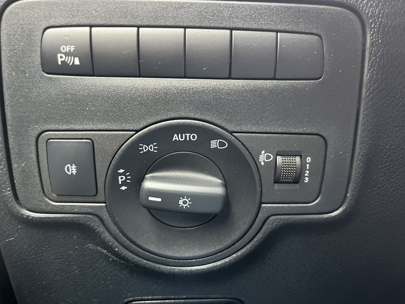 Små skåpbil Mercedes-Benz Vito 114 CDI 136pk E6 Lang BPM Vrij! Lease €380 p/m, Airco, Carplay, Trekhaak, PDC V+A, Onderhoudshistorie aanwezig: bild 11 Små skåpbil Mercedes-Benz Vito 114 CDI 136pk E6 Lang BPM Vrij! Lease €380 p/m, Airco, Carplay, Trekhaak, PDC V+A, Onderhoudshistorie aanwezig: bild 11