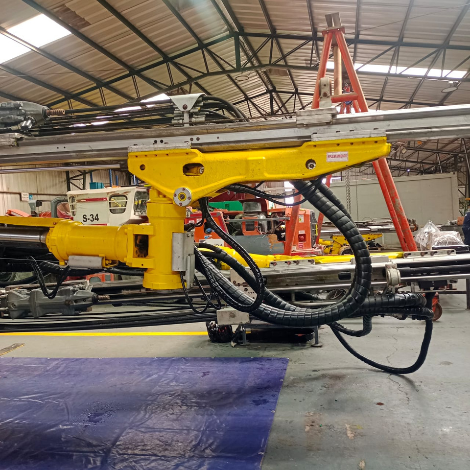 EPIROC BOOMER S2C - Styrbara borrmaskin: bild 4 EPIROC BOOMER S2C - Styrbara borrmaskin: bild 4