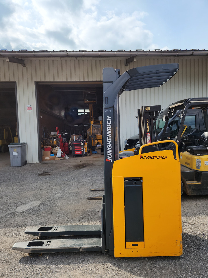 JUNGHEINRICH ESC 216z - Lagerutrustning: bild 4 JUNGHEINRICH ESC 216z - Lagerutrustning: bild 4