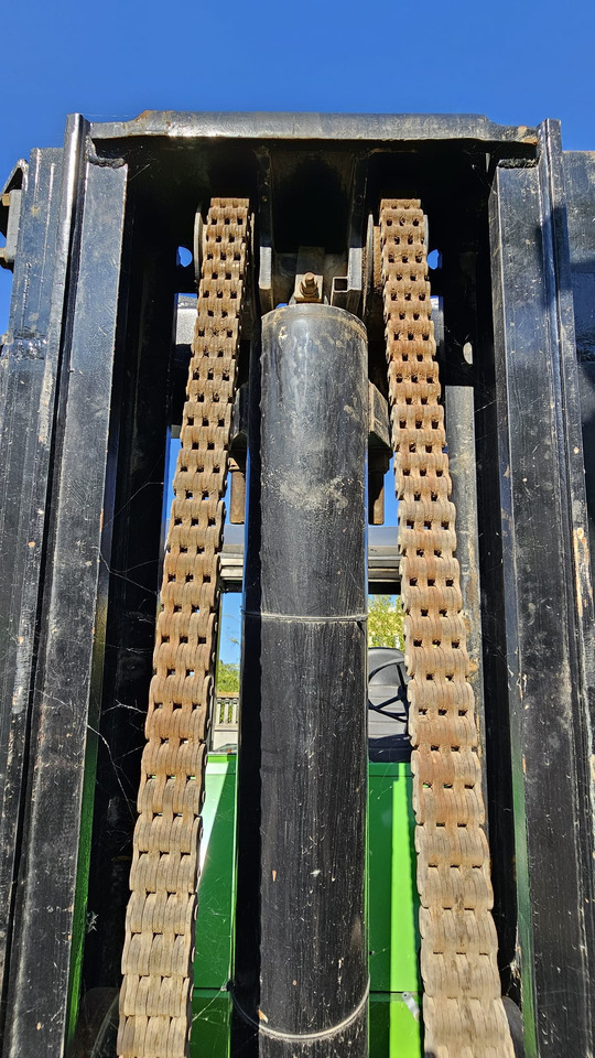 CATERPILLAR V330B - Terrängtruck: bild 3 CATERPILLAR V330B - Terrängtruck: bild 3