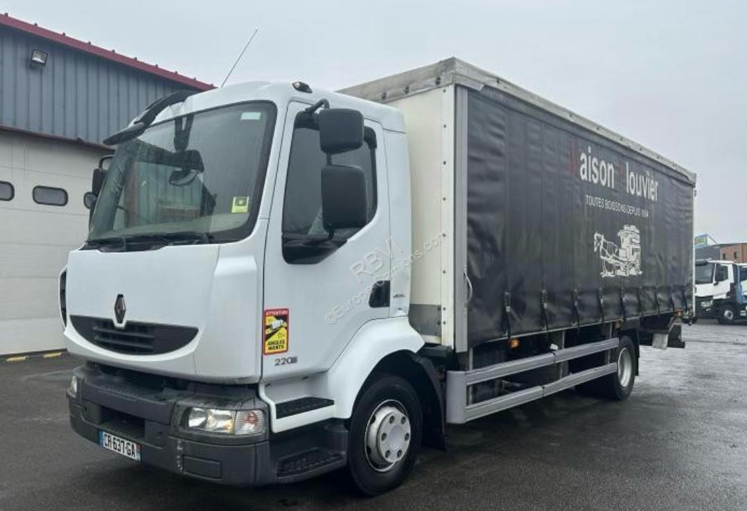 RENAULT MIDLUM 12.220 - Kapellbil: bild 1 RENAULT MIDLUM 12.220 - Kapellbil: bild 1