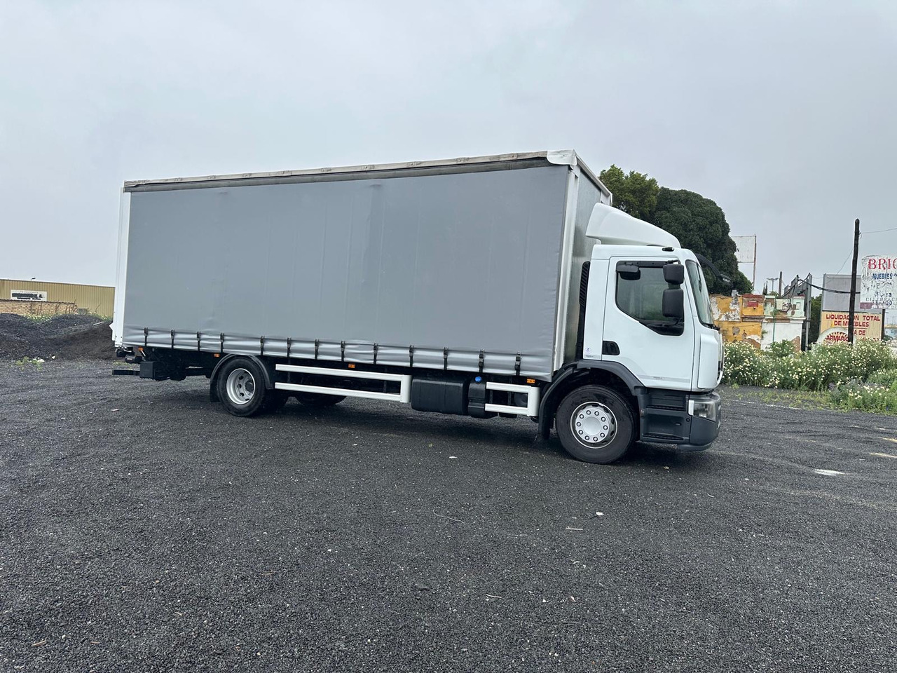 RENAULT PREMIUM 380 - Kapellbil: bild 2 RENAULT PREMIUM 380 - Kapellbil: bild 2