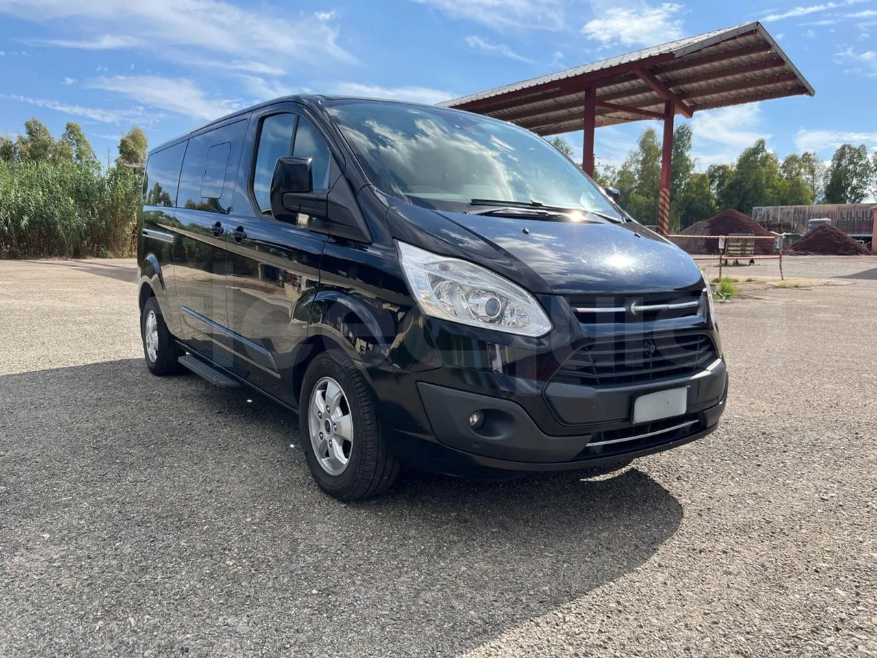Ford Tourneo Custom - Persontransport: bild 1 Ford Tourneo Custom - Persontransport: bild 1