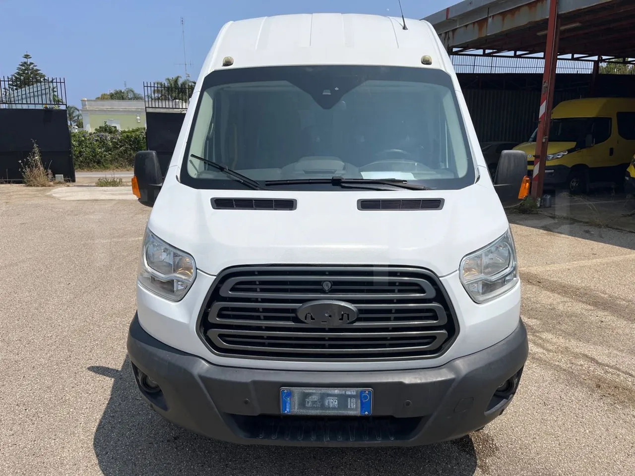 Ford Transit - Minibuss, Persontransport: bild 2 Ford Transit - Minibuss, Persontransport: bild 2