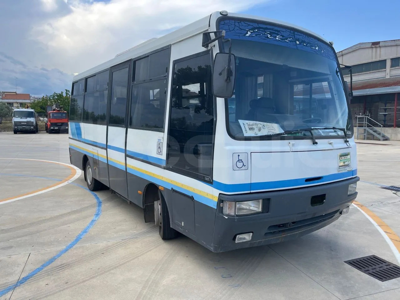 Iveco Cacciamali - Turistbuss: bild 1 Iveco Cacciamali - Turistbuss: bild 1