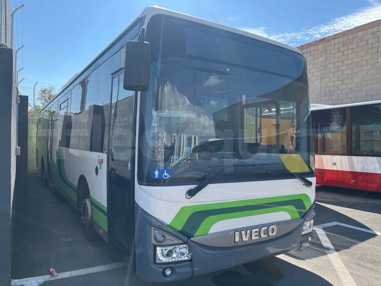 Iveco Crossway - Förortsbuss: bild 1 Iveco Crossway - Förortsbuss: bild 1