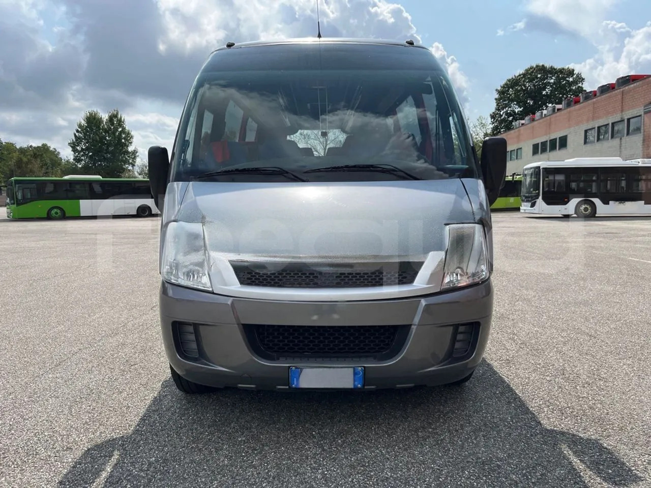 Iveco Daily - Minibuss, Persontransport: bild 2 Iveco Daily - Minibuss, Persontransport: bild 2