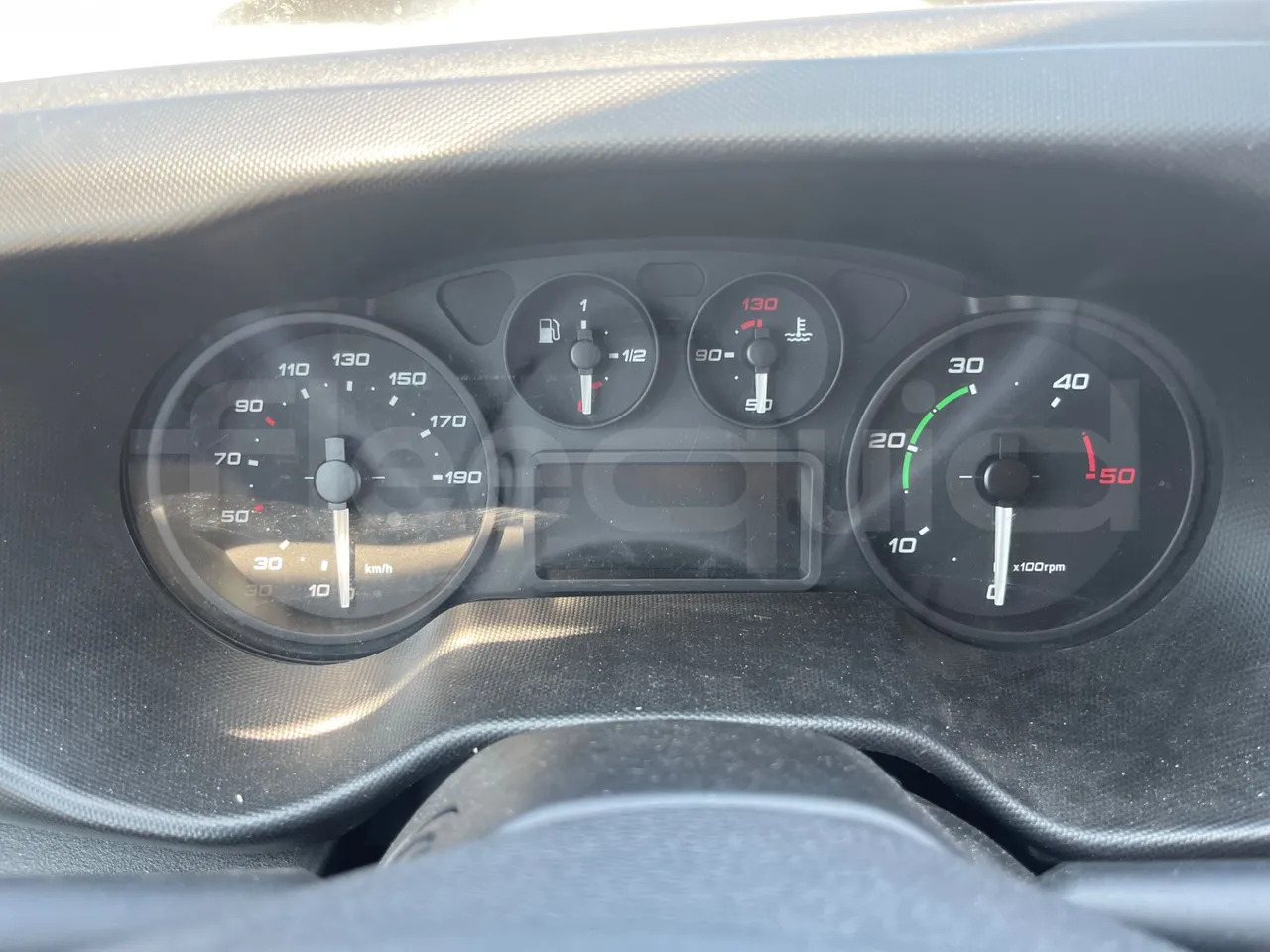 Iveco Daily - Minibuss, Persontransport: bild 2 Iveco Daily - Minibuss, Persontransport: bild 2