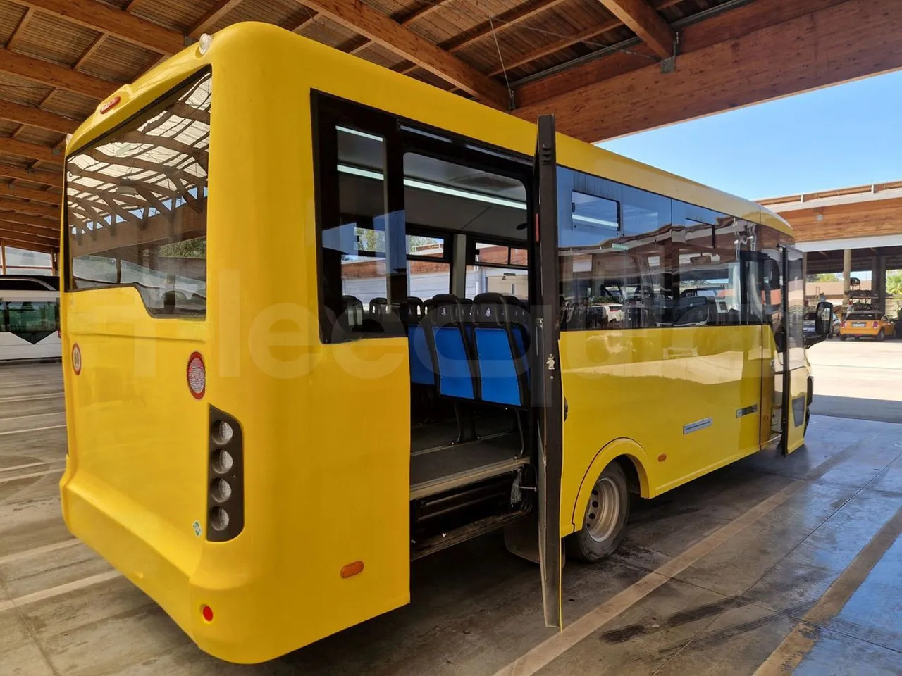 Skolbuss Iveco Indcar: bild 7