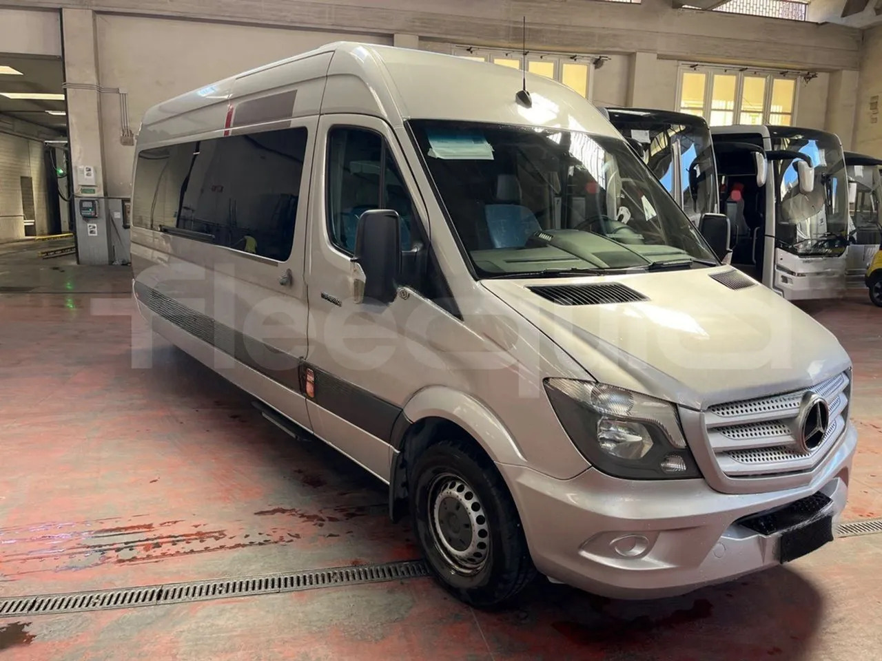 Mercedes-Benz Sprinter - Minibuss, Persontransport: bild 1 Mercedes-Benz Sprinter - Minibuss, Persontransport: bild 1
