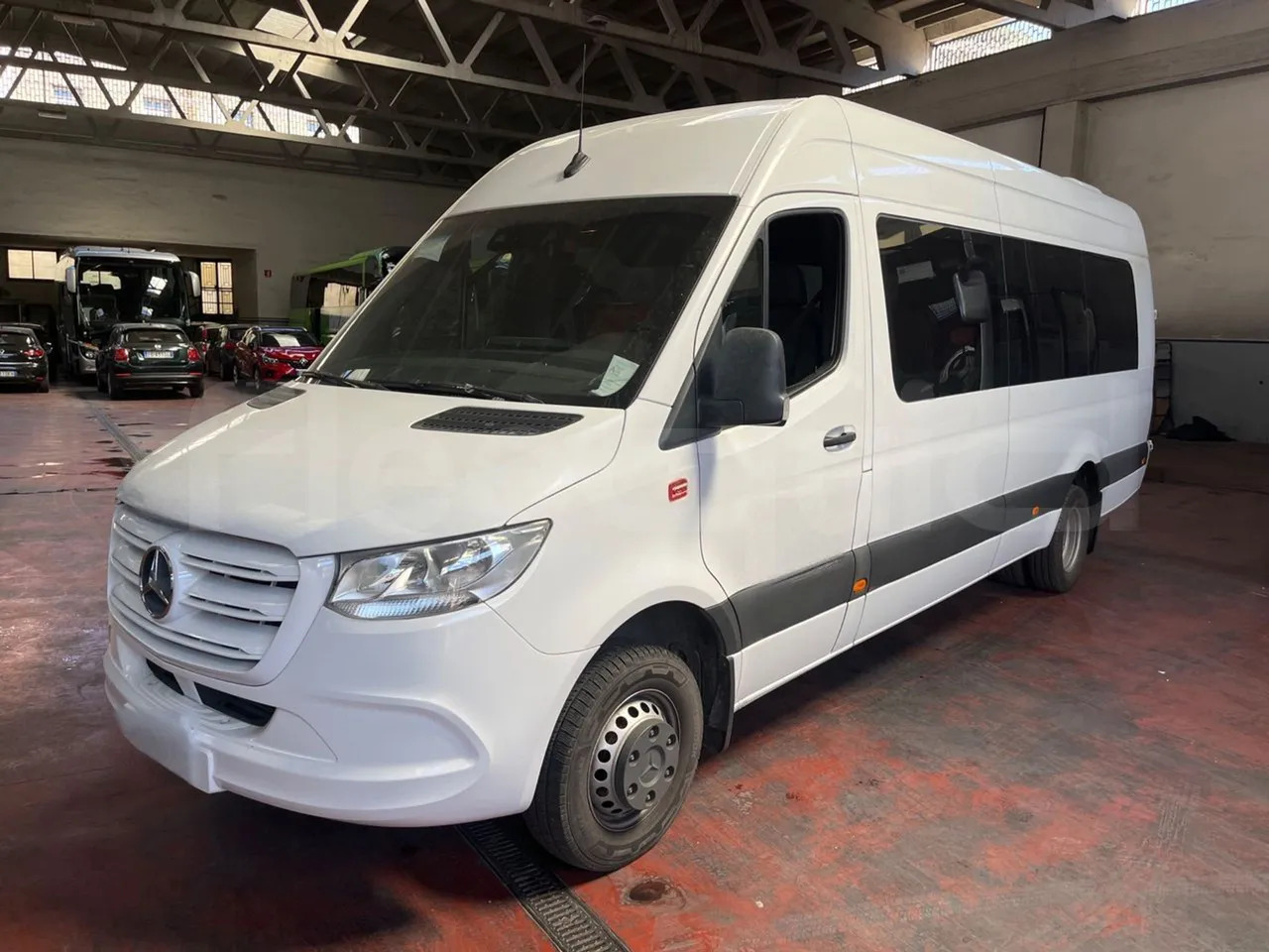 Mercedes-Benz Sprinter - Minibuss, Persontransport: bild 4 Mercedes-Benz Sprinter - Minibuss, Persontransport: bild 4