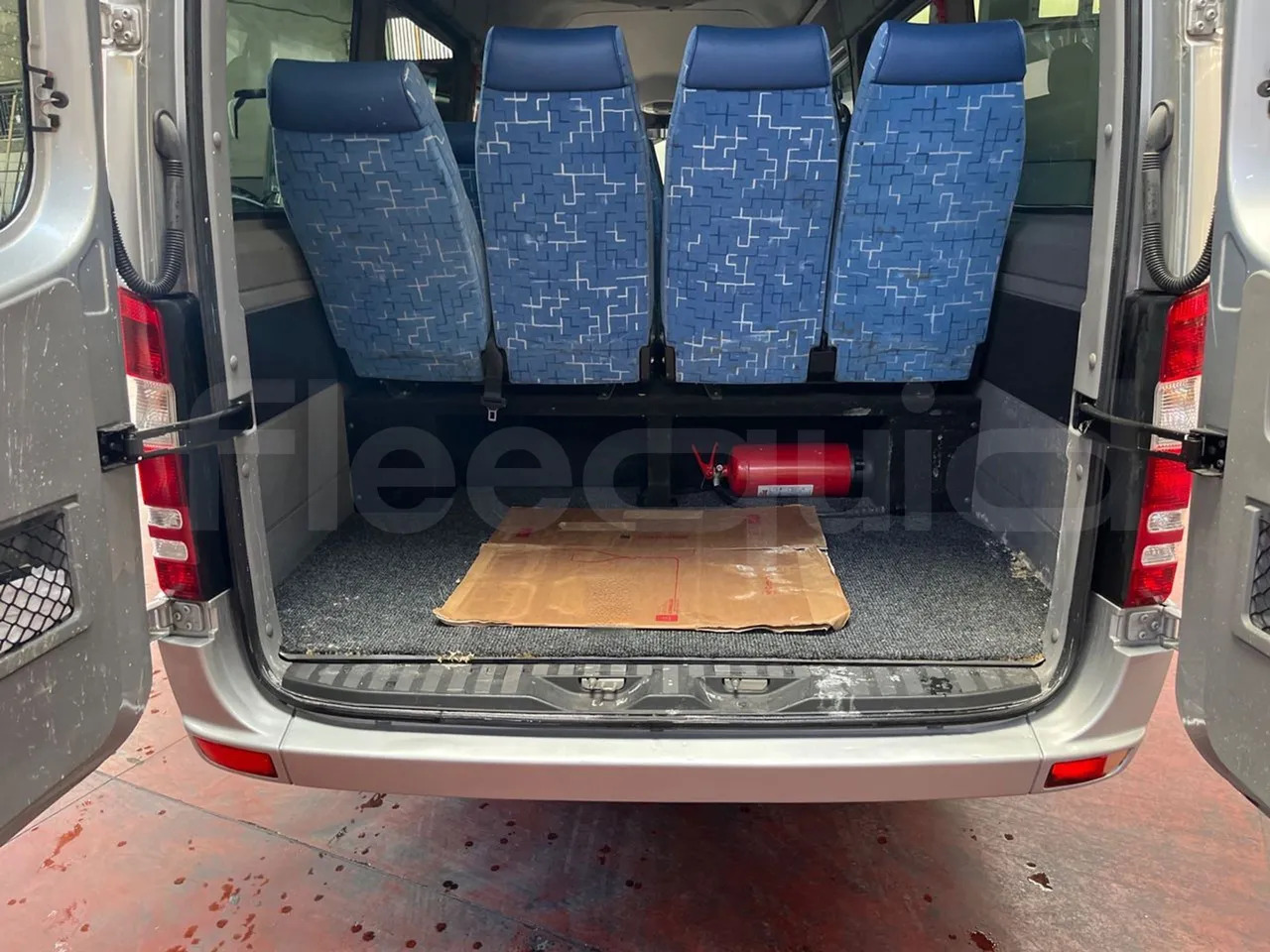 Förortsbuss Mercedes-Benz Sprinter: bild 7 Förortsbuss Mercedes-Benz Sprinter: bild 7