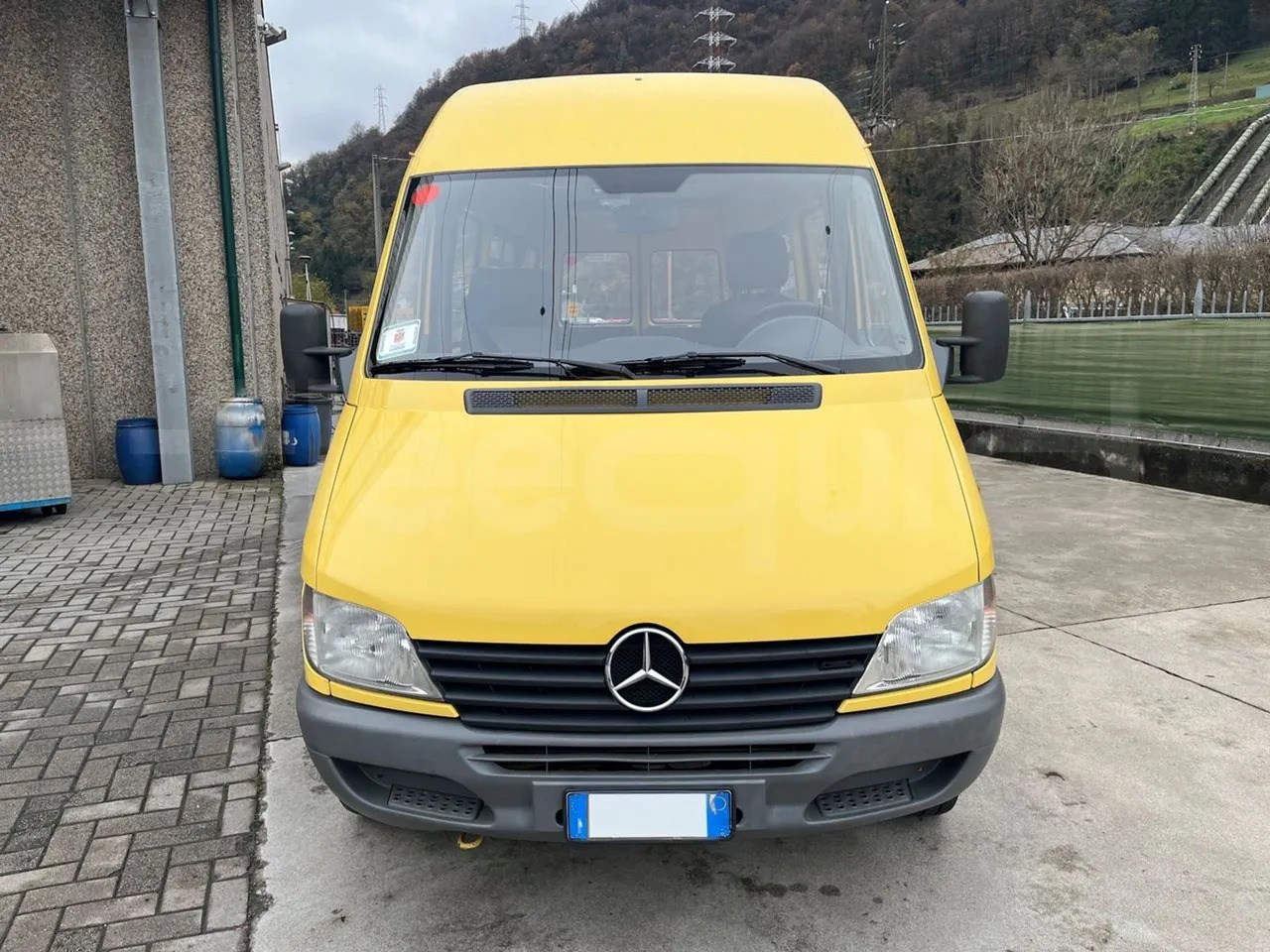 Mercedes-Benz Sprinter - Minibuss, Persontransport: bild 2 Mercedes-Benz Sprinter - Minibuss, Persontransport: bild 2
