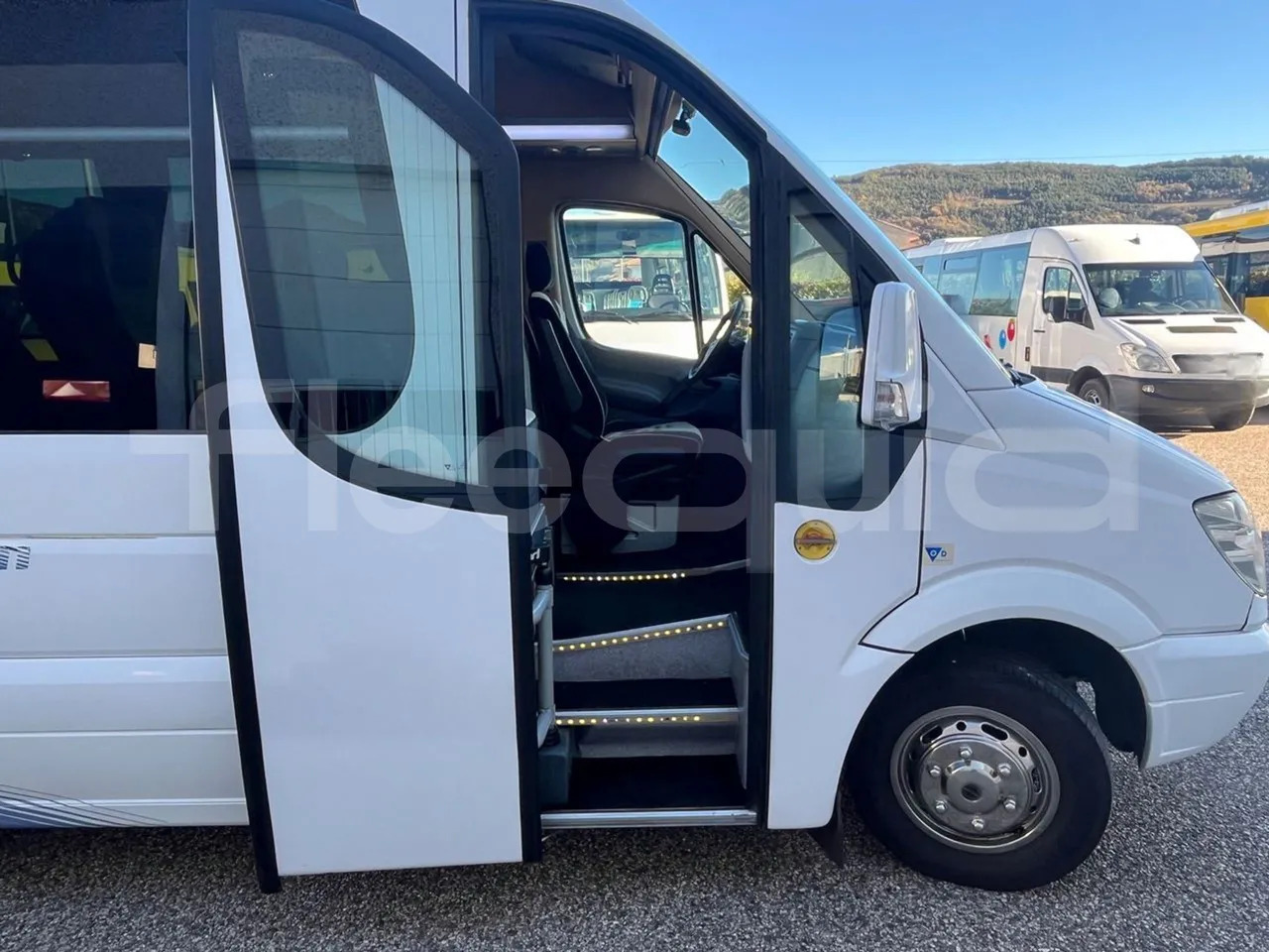 Minibuss, Persontransport Mercedes-Benz Sprinter: bild 14