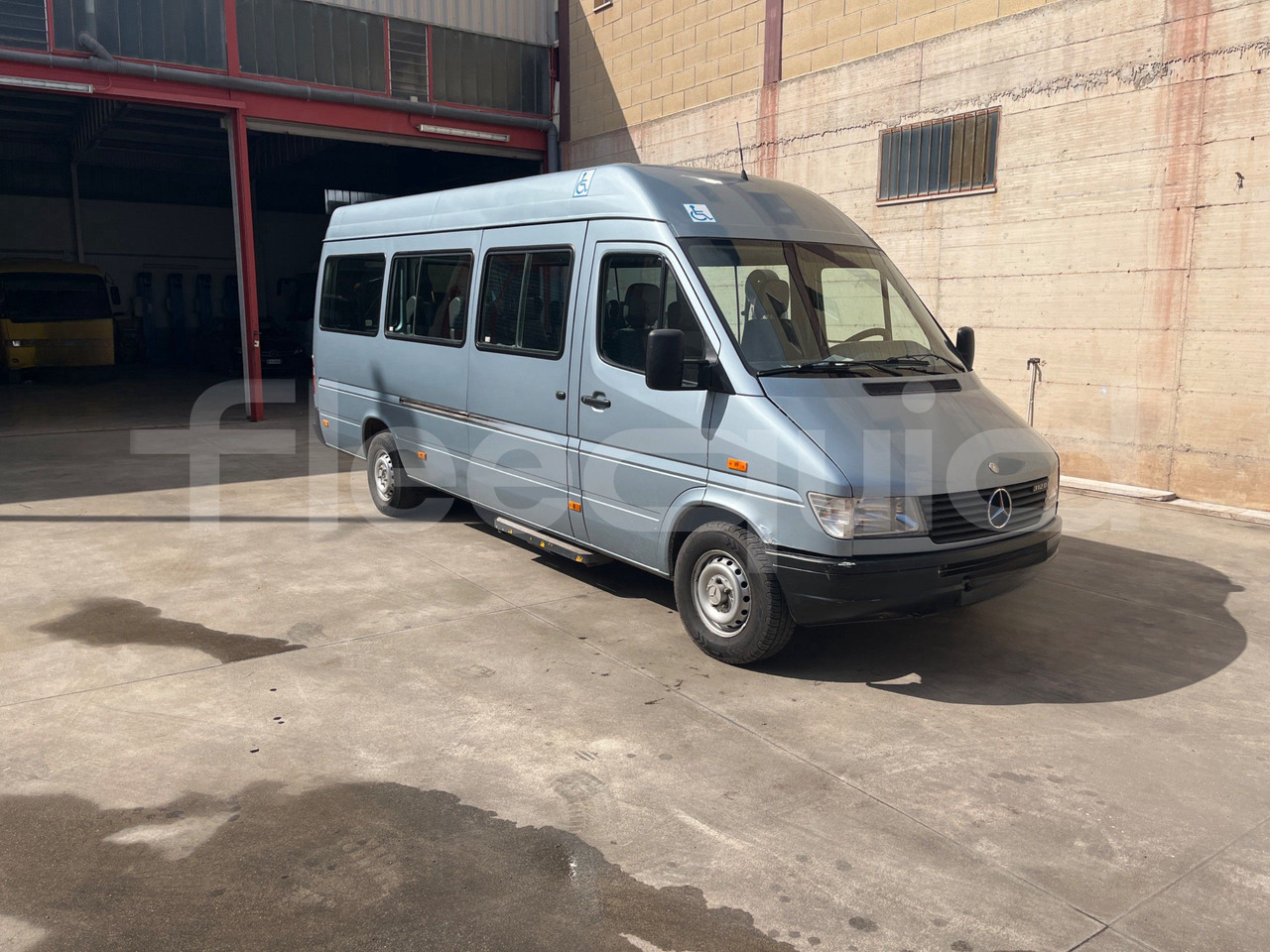 Mercedes-Benz Sprinter - Minibuss, Persontransport: bild 1 Mercedes-Benz Sprinter - Minibuss, Persontransport: bild 1