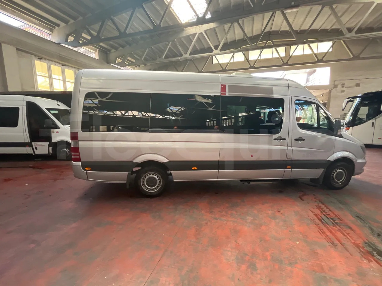 Förortsbuss Mercedes-Benz Sprinter: bild 12 Förortsbuss Mercedes-Benz Sprinter: bild 12