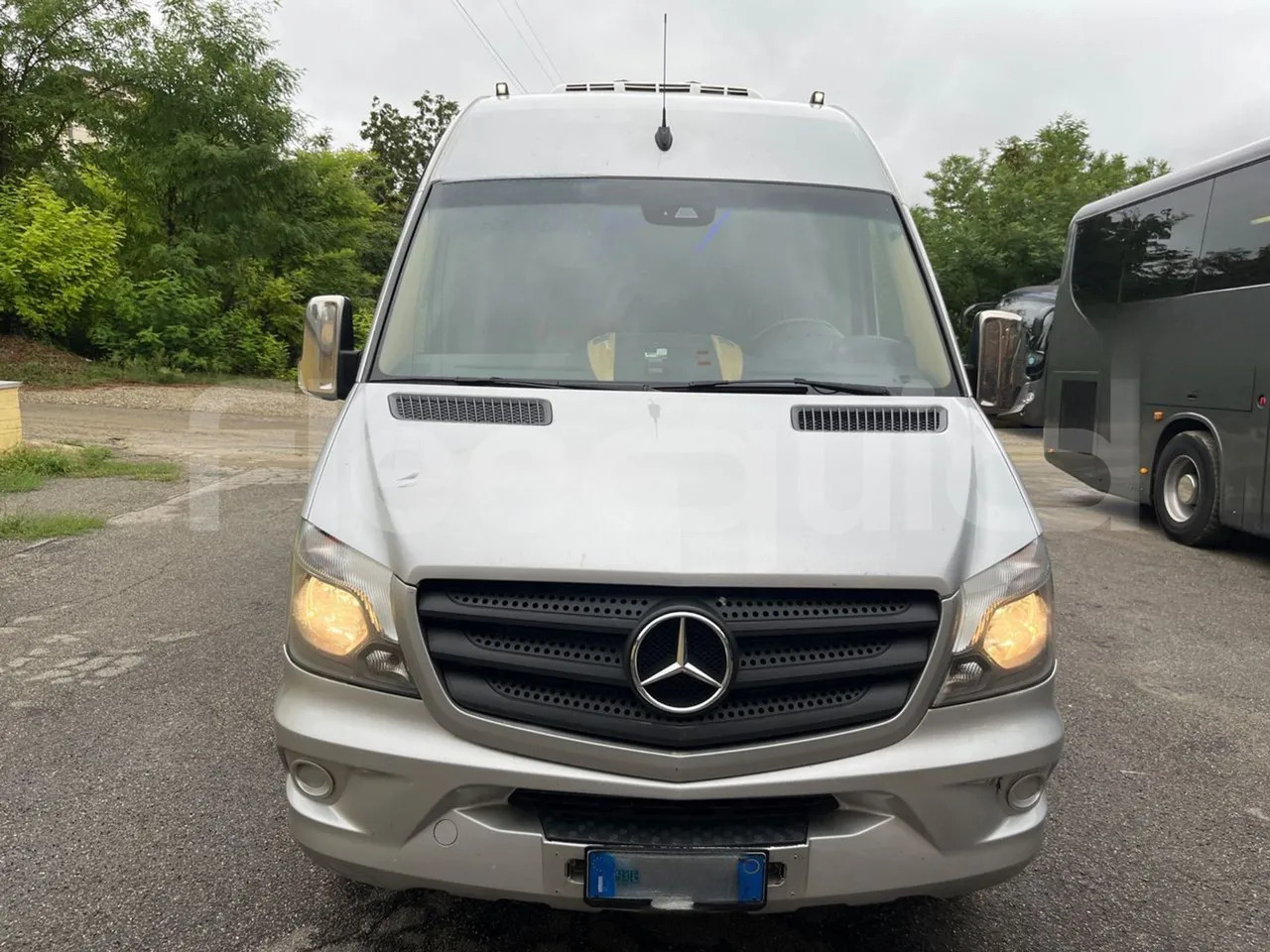Mercedes-Benz Sprinter - Förortsbuss: bild 2 Mercedes-Benz Sprinter - Förortsbuss: bild 2