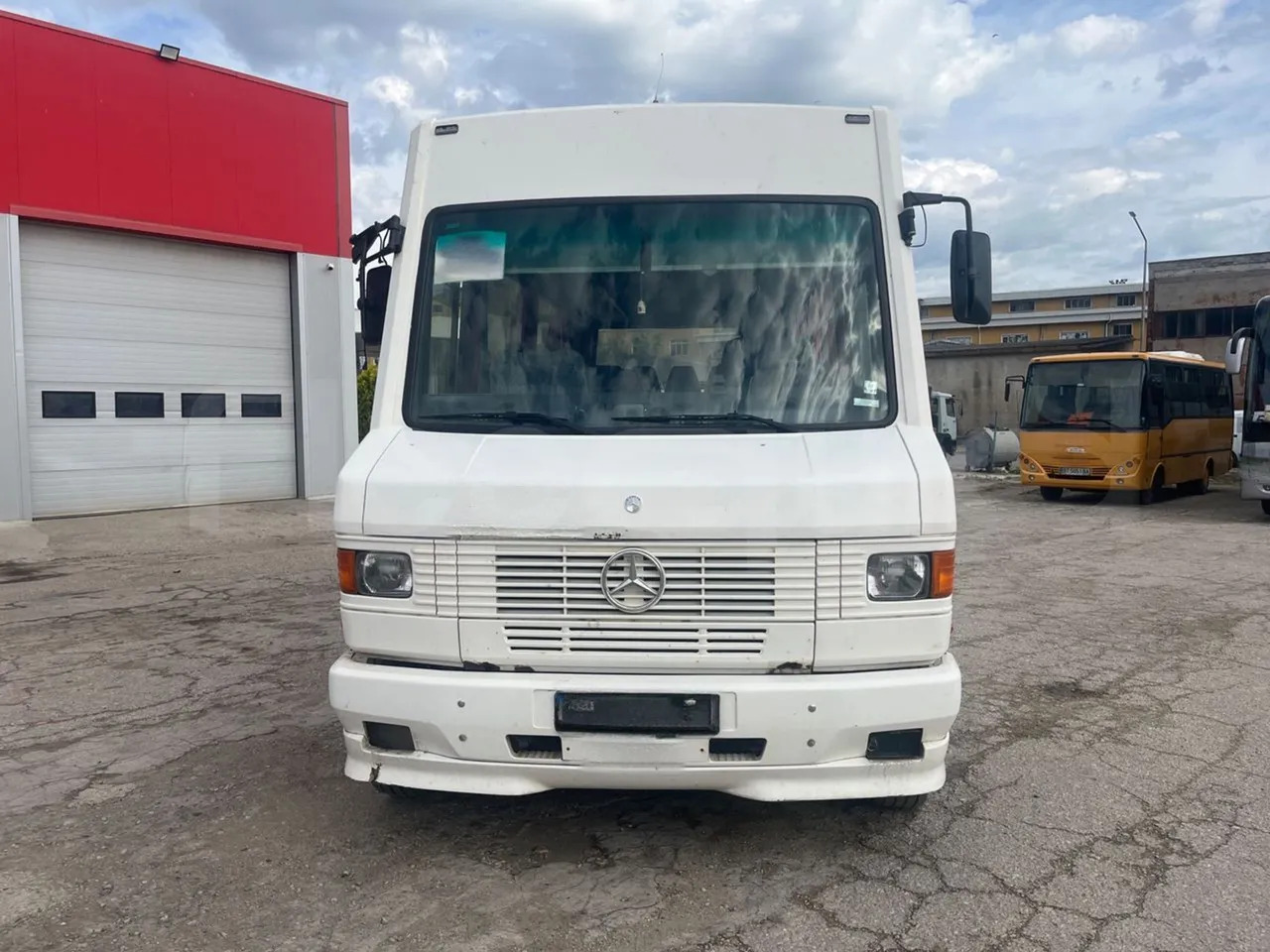 Mercedes-Benz Vario - Minibuss, Persontransport: bild 1 Mercedes-Benz Vario - Minibuss, Persontransport: bild 1