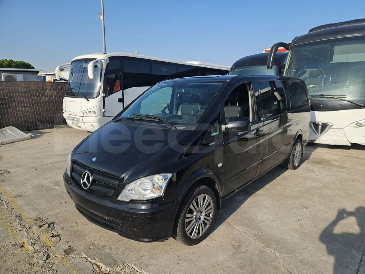 Mercedes-Benz Vito Tourer - Minibuss, Persontransport: bild 4 Mercedes-Benz Vito Tourer - Minibuss, Persontransport: bild 4