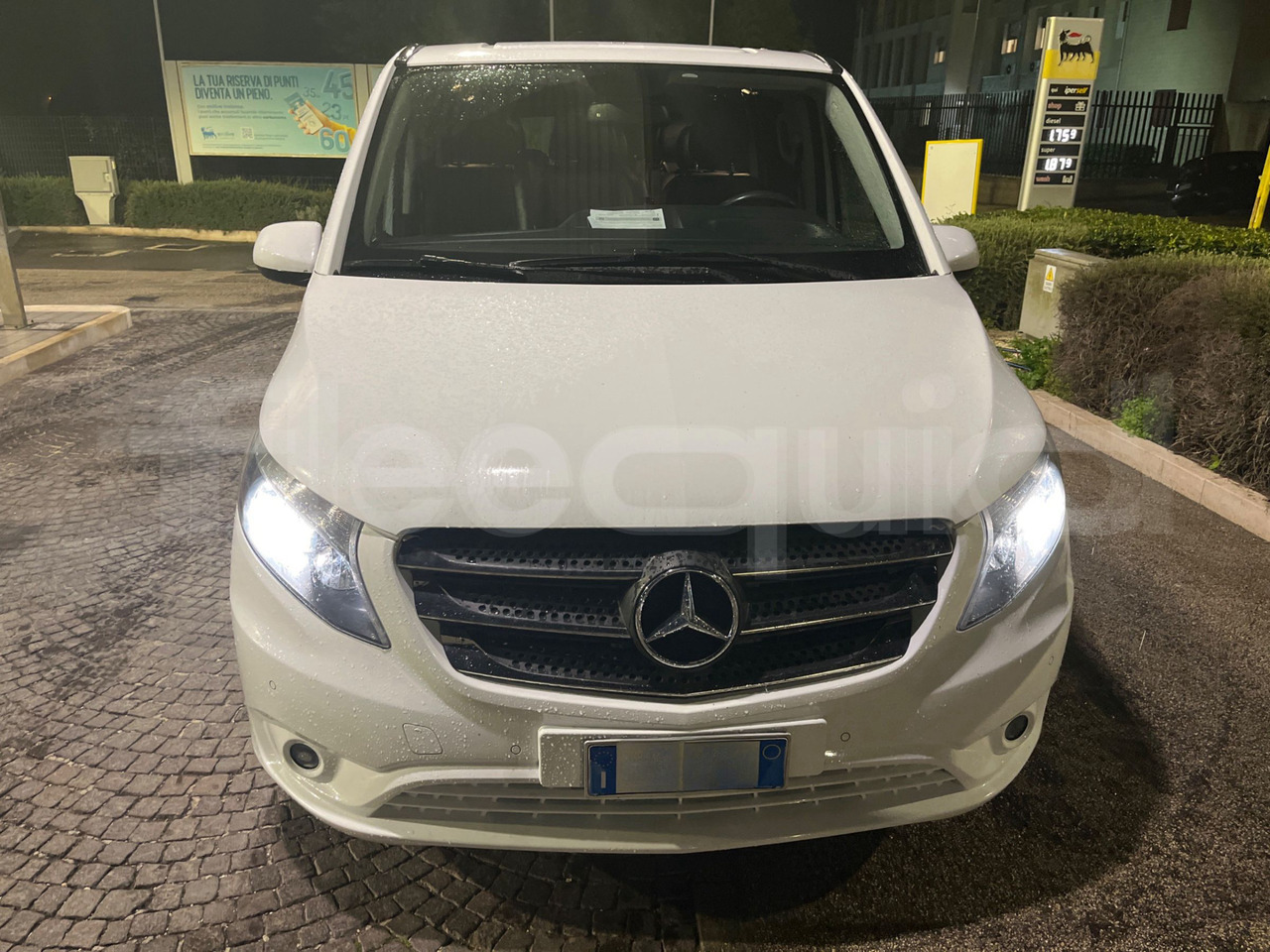 Mercedes-Benz Vito Tourer - Minibuss, Persontransport: bild 2 Mercedes-Benz Vito Tourer - Minibuss, Persontransport: bild 2