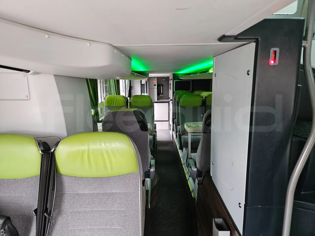 Dubbeldäckare buss Neoplan Skyliner: bild 31