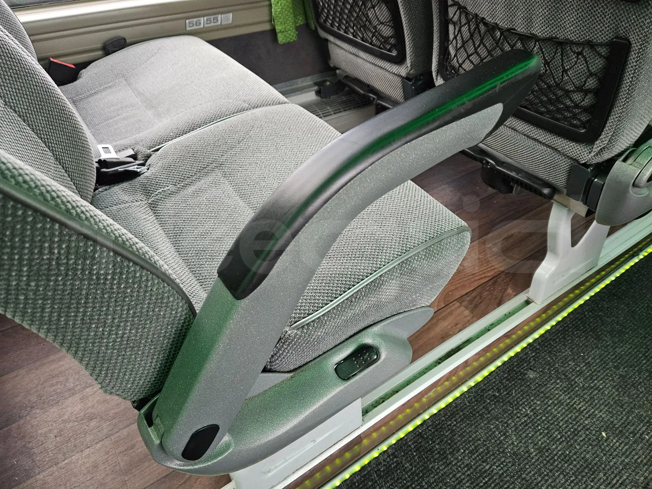 Dubbeldäckare buss Neoplan Skyliner: bild 39