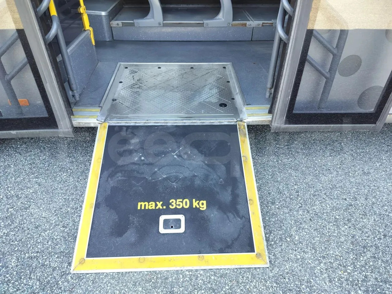 Förortsbuss Setra S415: bild 16