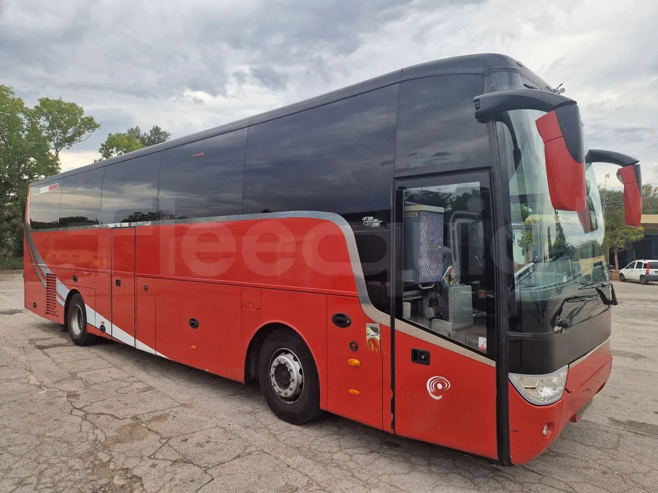 Van Hool Acron - Turistbuss: bild 1 Van Hool Acron - Turistbuss: bild 1