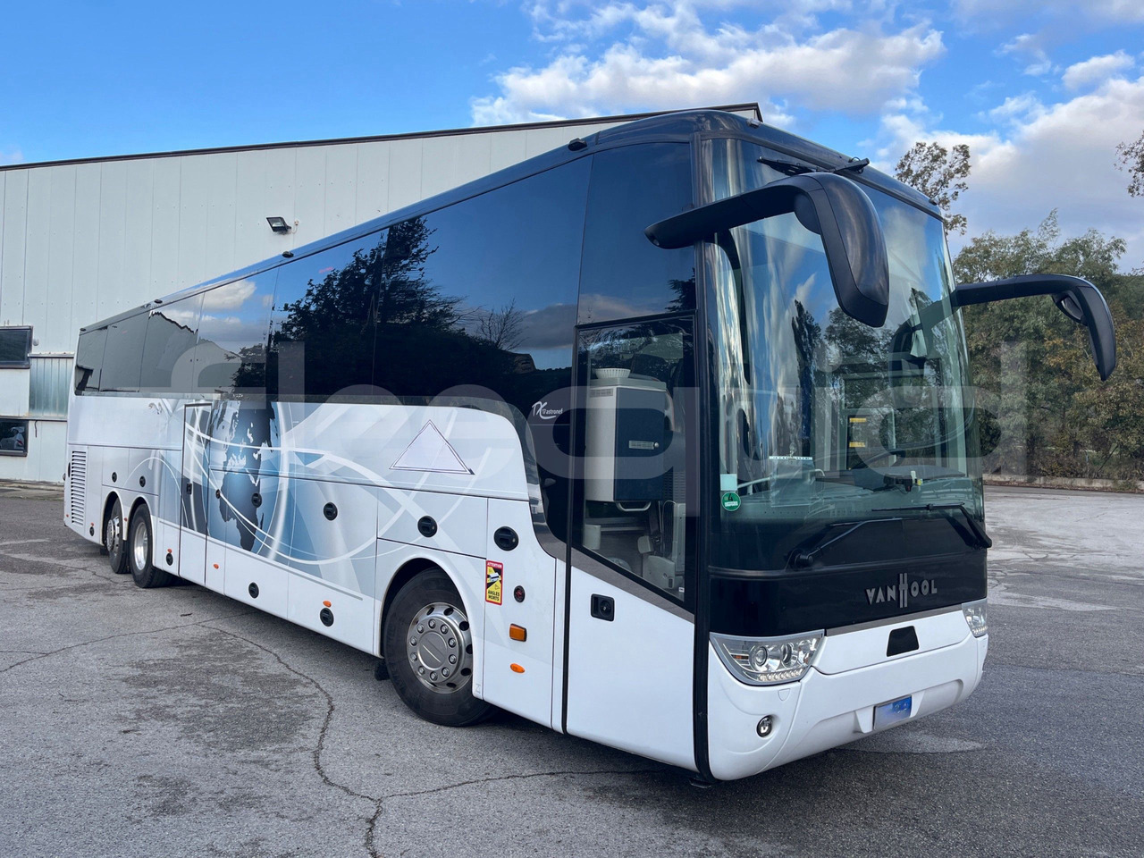 Van Hool Astron - Turistbuss: bild 1 Van Hool Astron - Turistbuss: bild 1
