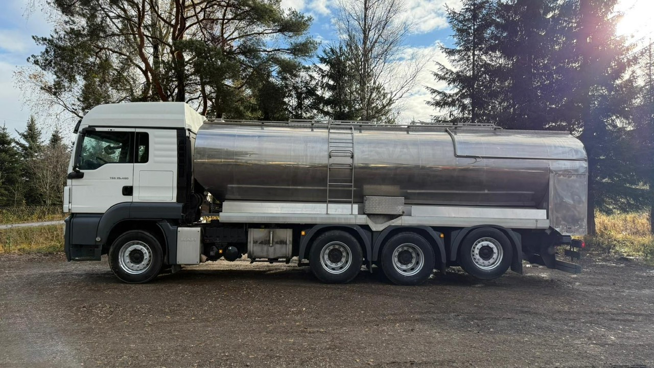 MAN TGS 35.480 8X4-2 TRIDEM Wasser-Tank - Tankbil: bild 3 MAN TGS 35.480 8X4-2 TRIDEM Wasser-Tank - Tankbil: bild 3