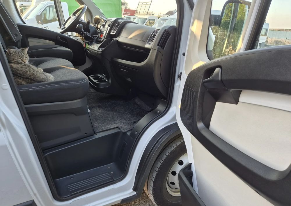 Dubbelhytt transportbil Fiat Ducato 2.3 150KM Brygadówka Maxi L4h2: bild 7