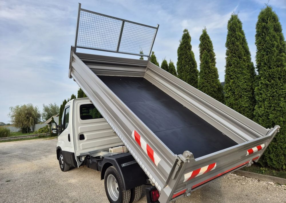 Iveco 35C15 3.0 - Transportbil med tippflak: bild 3 Iveco 35C15 3.0 - Transportbil med tippflak: bild 3