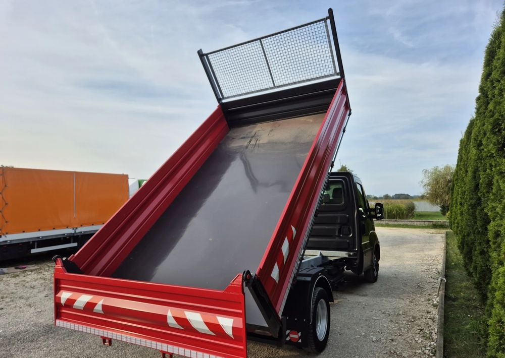 Iveco 35C18 3.0 180KM - Transportbil med tippflak: bild 3 Iveco 35C18 3.0 180KM - Transportbil med tippflak: bild 3