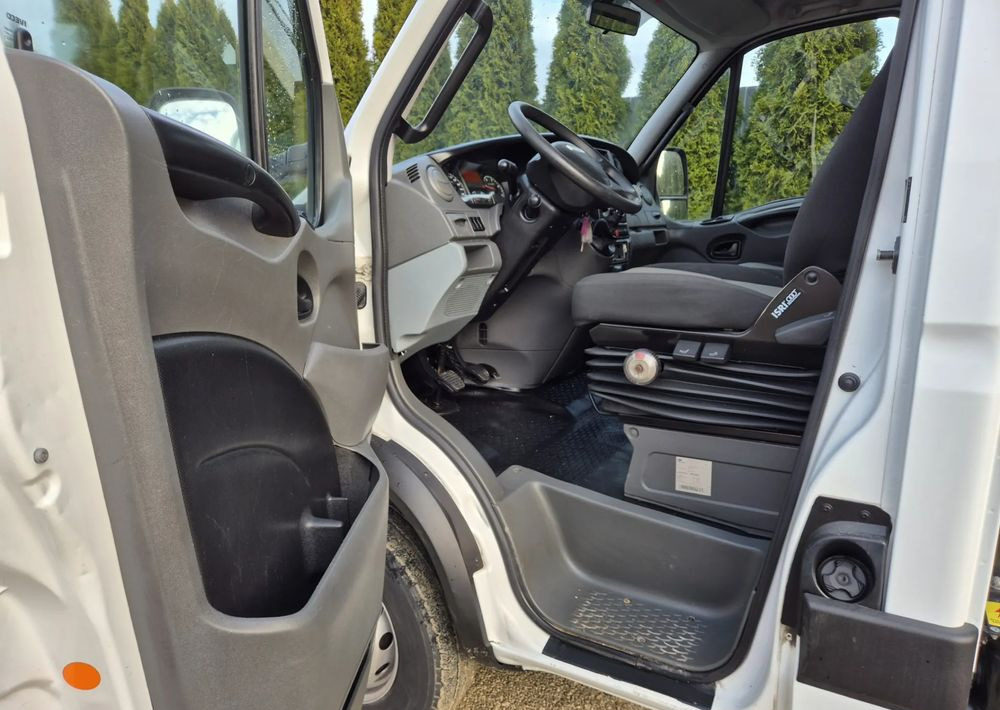 Iveco 70c17 3.0 170KM/ Wywrotka 3-str/ - Transportbil med tippflak: bild 5 Iveco 70c17 3.0 170KM/ Wywrotka 3-str/ - Transportbil med tippflak: bild 5