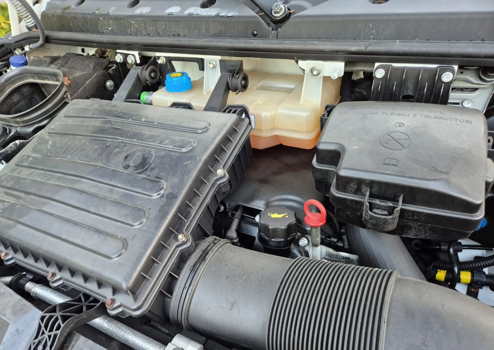 Transportbil med tippflak Iveco Iveco 35C15 3.0 150KM Nowa Wywrotka 4.1m: bild 18 Transportbil med tippflak Iveco Iveco 35C15 3.0 150KM Nowa Wywrotka 4.1m: bild 18