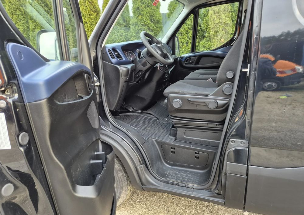 Iveco Iveco 35C18 3.0 180KM - Skåpbil: bild 5 Iveco Iveco 35C18 3.0 180KM - Skåpbil: bild 5