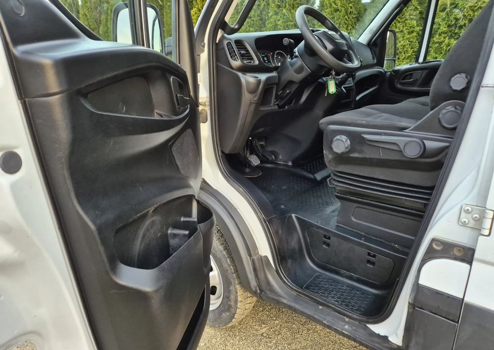 Iveco Iveco 35c18 3.0 180KM Brygadówka/ - Transportbil med tippflak: bild 5 Iveco Iveco 35c18 3.0 180KM Brygadówka/ - Transportbil med tippflak: bild 5