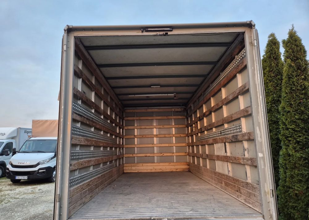 Nissan ATLEON 3.0 150KM - Volymskåp: bild 4 Nissan ATLEON 3.0 150KM - Volymskåp: bild 4