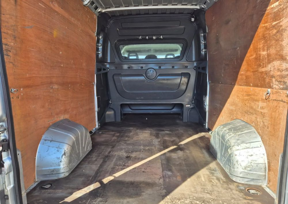 Peugeot Boxer 130KM Brygadówka L3H2 - Dubbelhytt transportbil: bild 4 Peugeot Boxer 130KM Brygadówka L3H2 - Dubbelhytt transportbil: bild 4