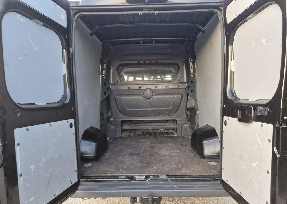 Peugeot Boxer 2.2 130KM Dubel kabina - Skåpbil, Dubbelhytt transportbil: bild 4 Peugeot Boxer 2.2 130KM Dubel kabina - Skåpbil, Dubbelhytt transportbil: bild 4